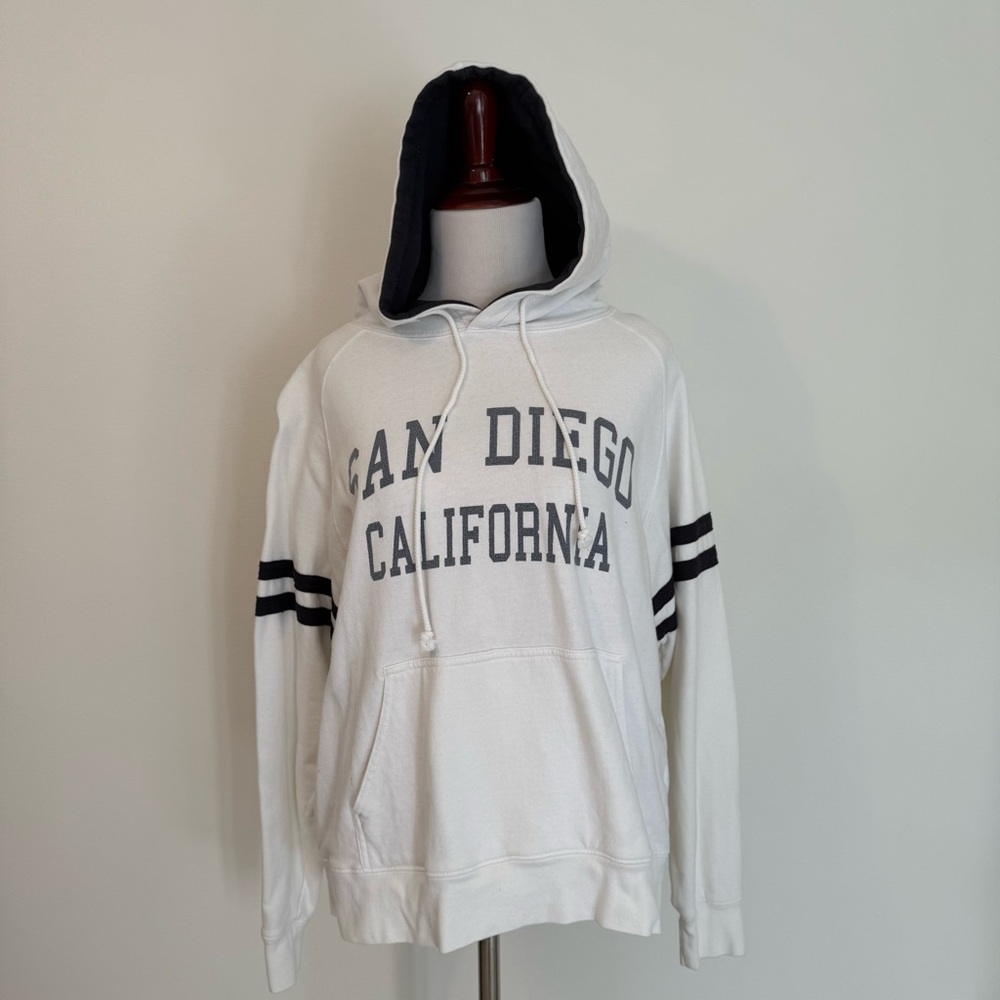 Brandy Melville White and Navy Hoodie